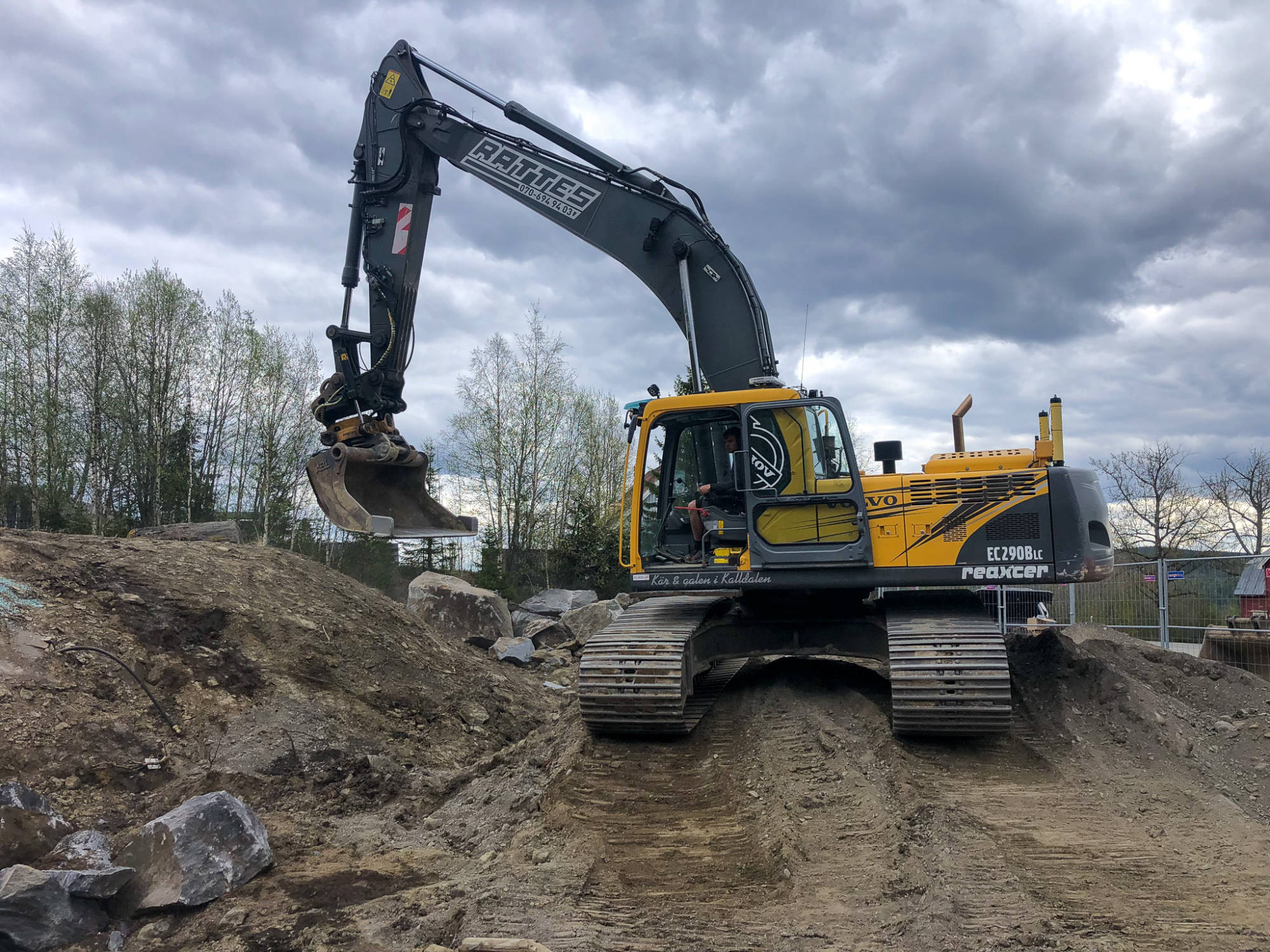 Grävarbeten, stora som små, är inga problem för oss.
